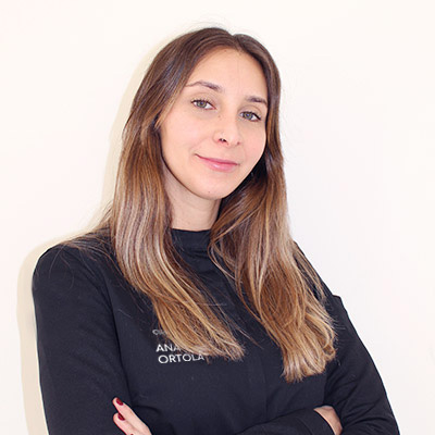 Dra. Eva Saro ORTODONCISTA